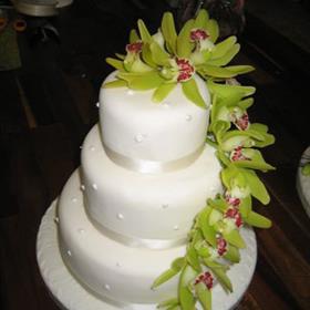 fwthumbwedding_cake_1.jpg